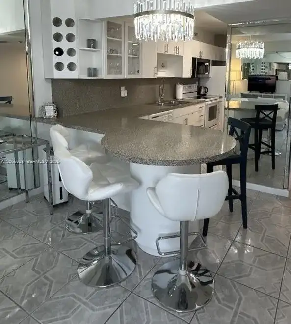 100 Lincoln Rd # 616, Miami Beach FL 33139 photo 4