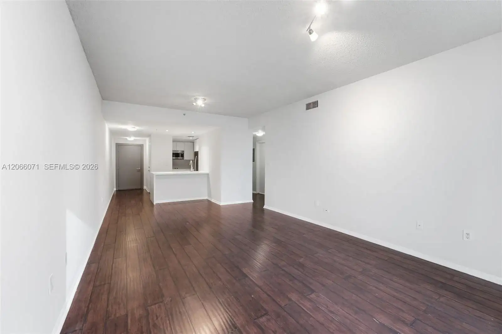 185 SE 14th Ter # 1010, Miami FL 33131 photo 5