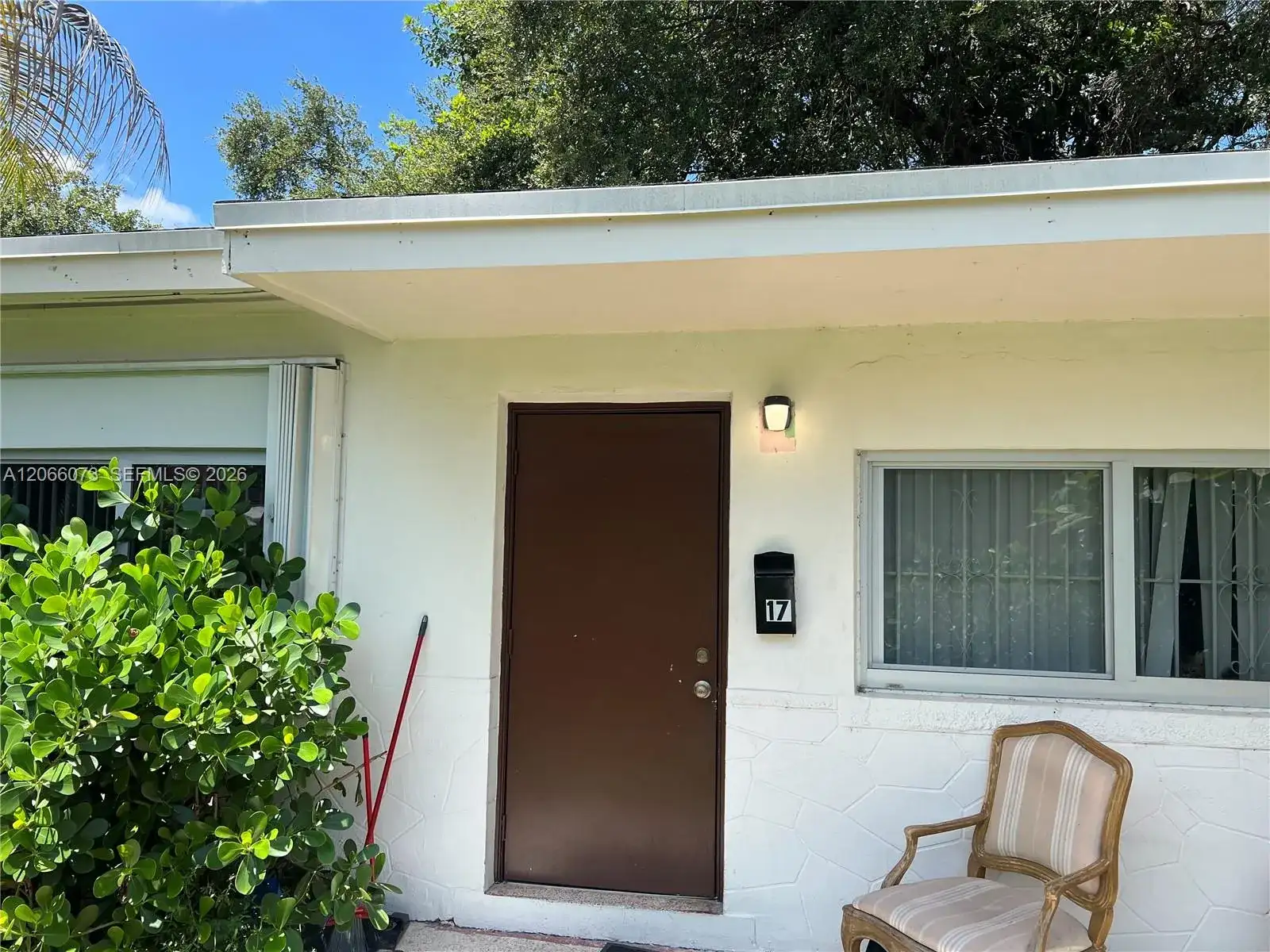 5517 NW 1st Pl, Miami FL 33127 photo 3