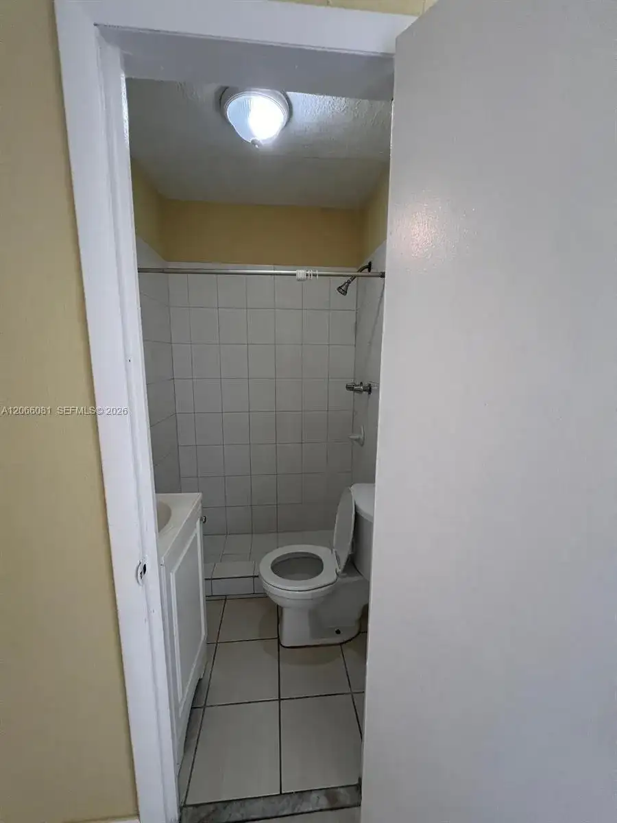 1625 NW 35th St # A7, Miami FL 33142 photo 5