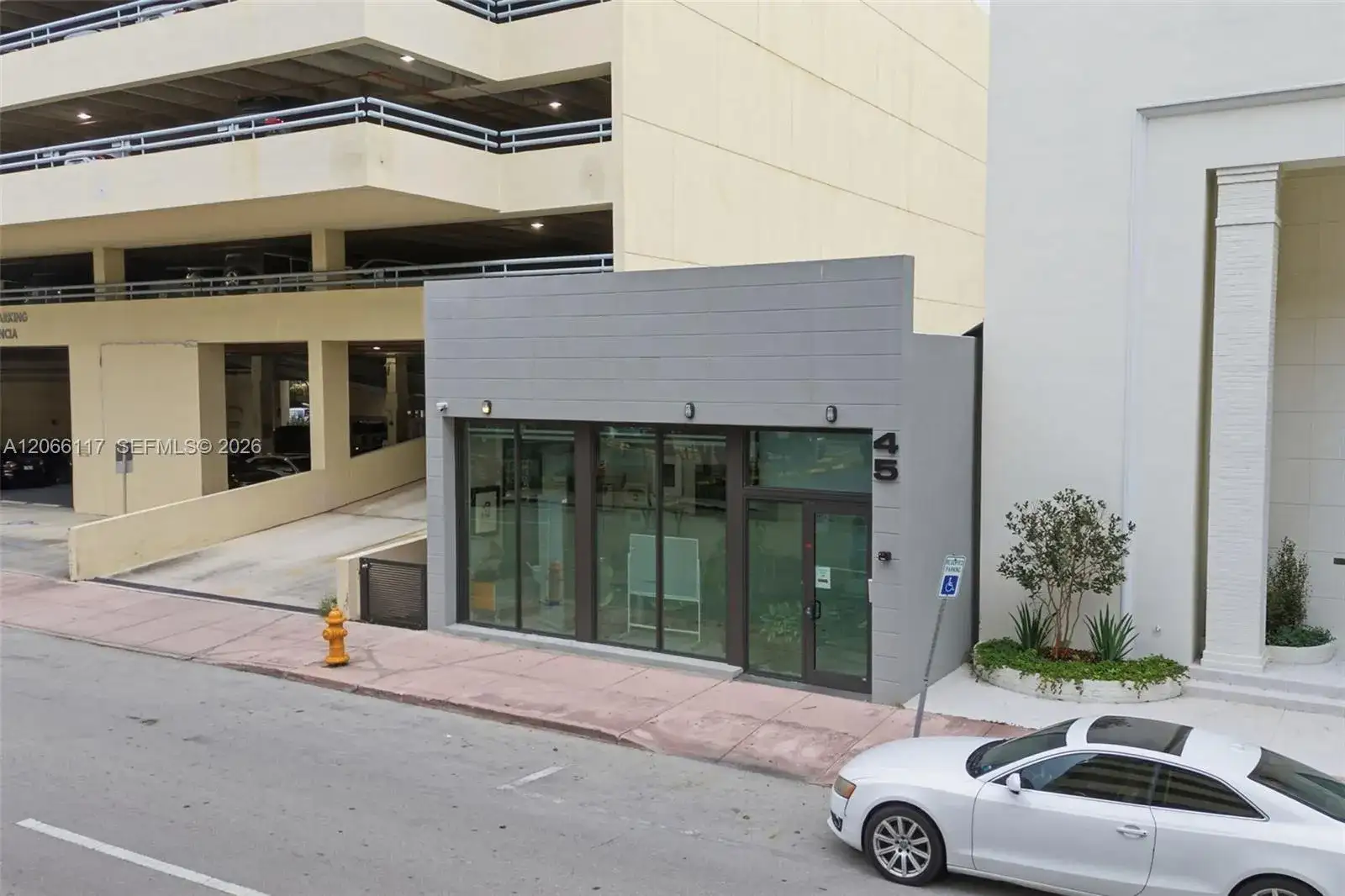 45 Valencia Ave, Coral Gables FL 33134 photo 3