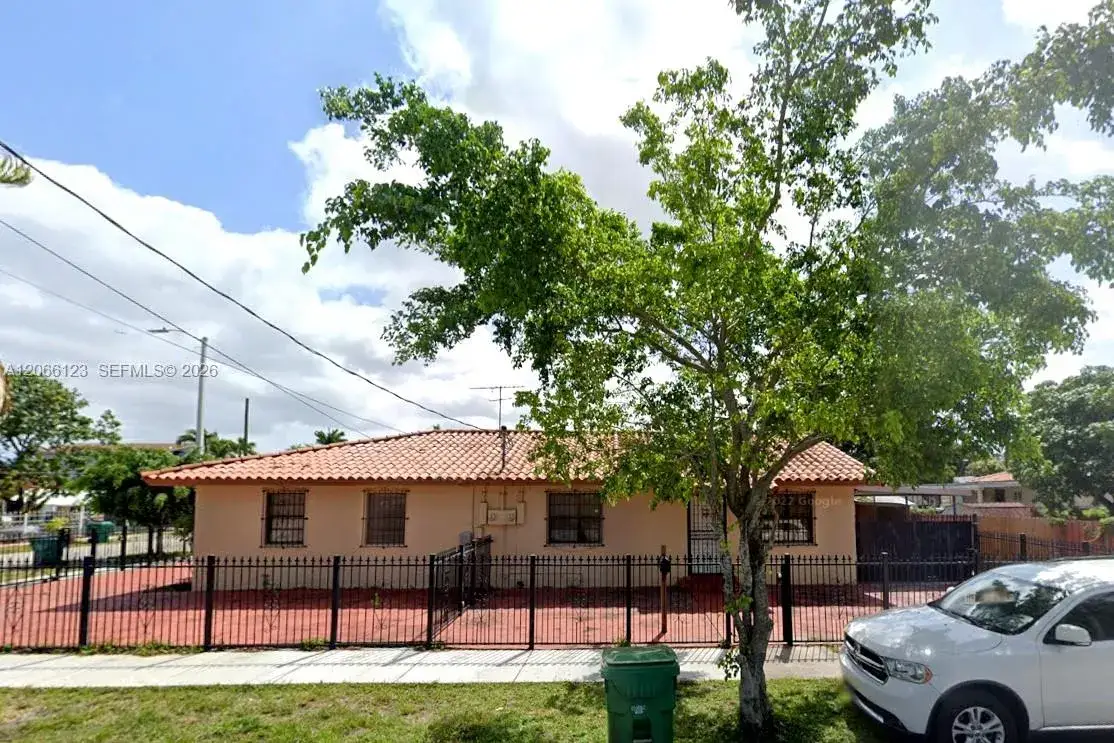 351 NW 32nd Pl, Miami FL 33125