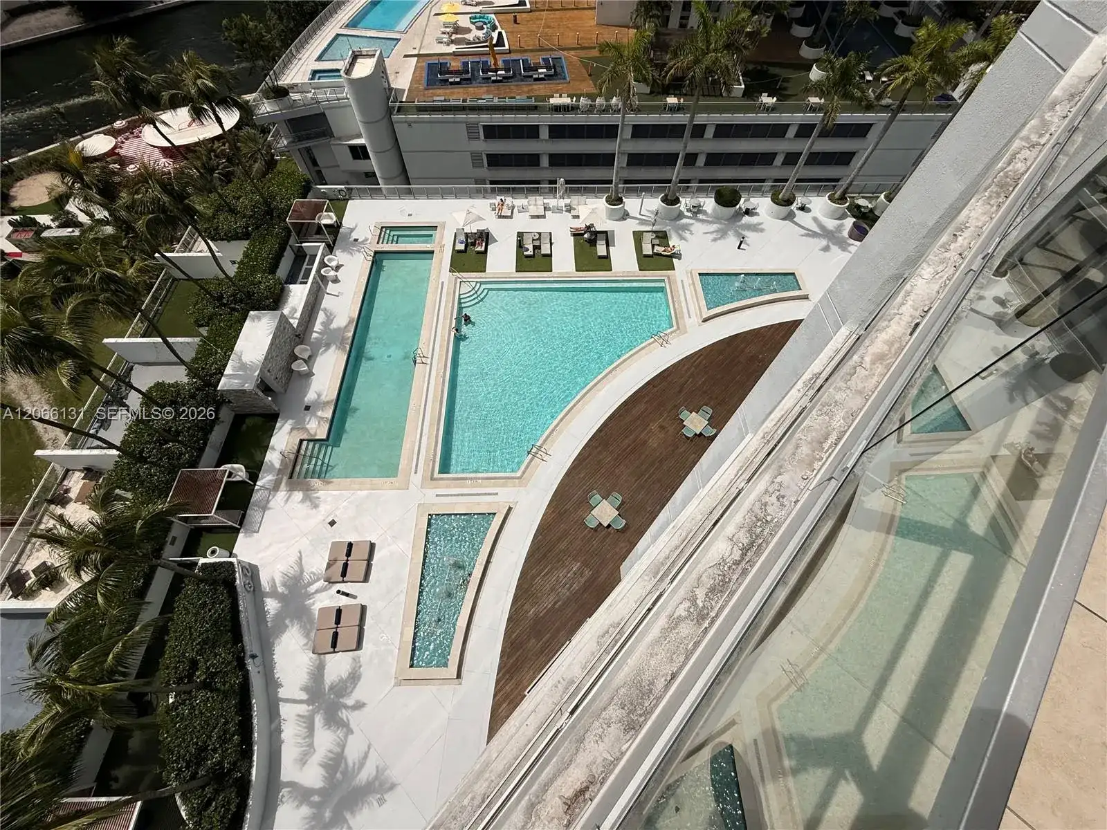 90 SW 3rd St # 1801, Miami FL 33130 photo 3