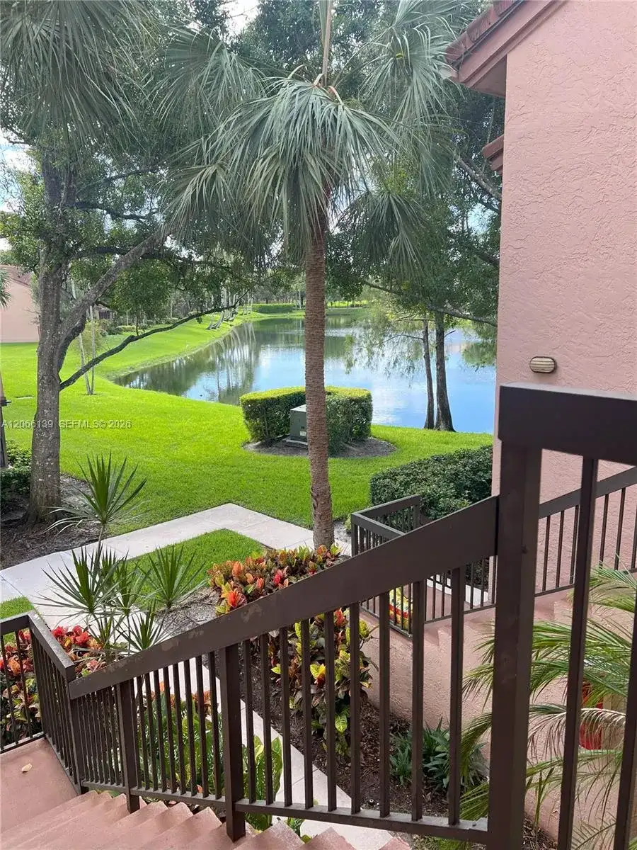 10700 NW 14th St # 142, Plantation FL 33322 photo 2