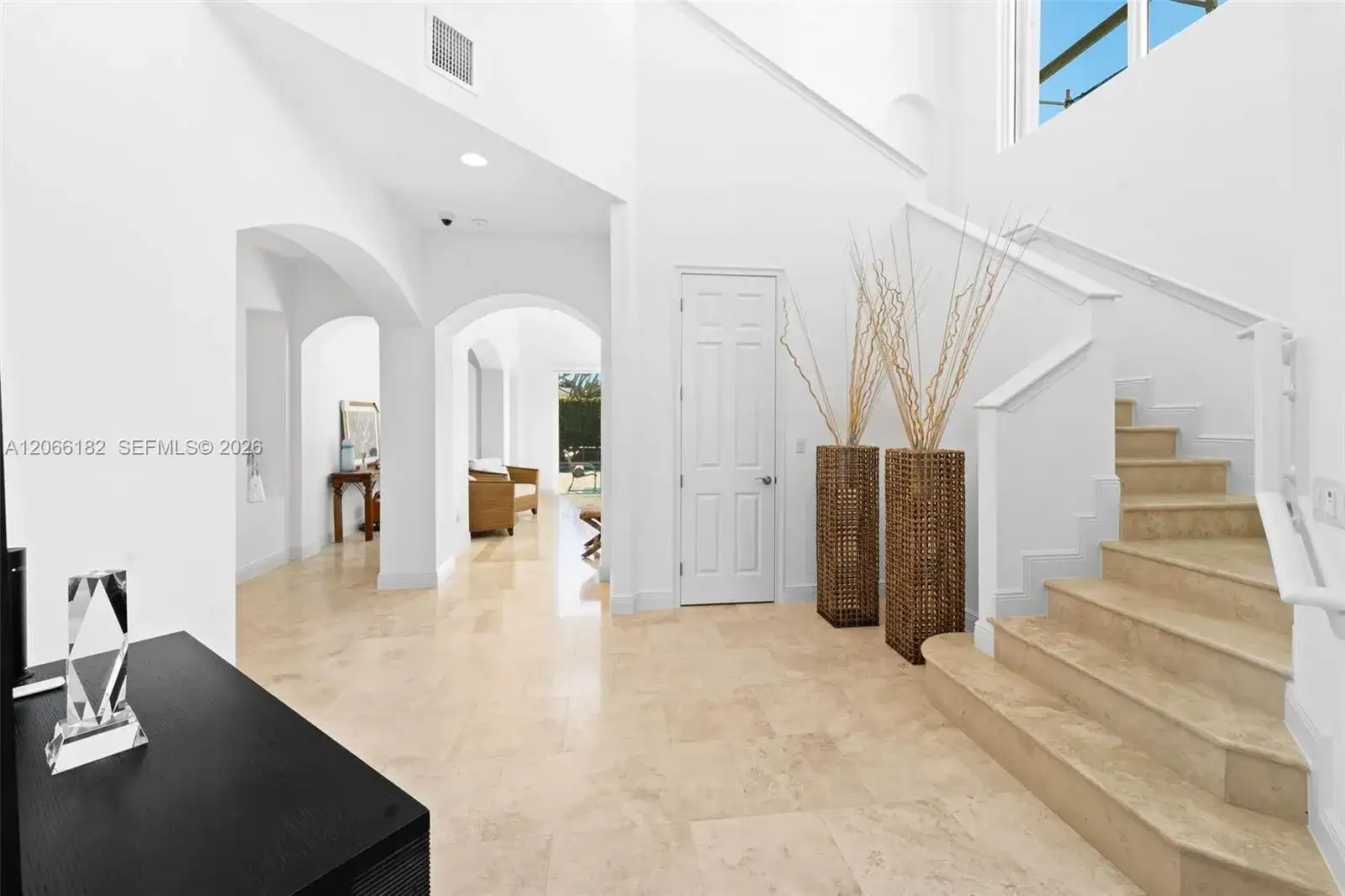 1490 Cleveland Rd, Miami Beach FL 33141 photo 4