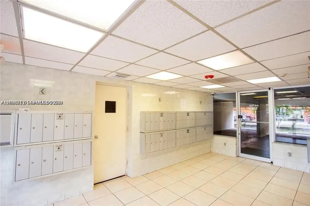 1225 NE 124th St # 28A, North Miami FL 33161 photo 2