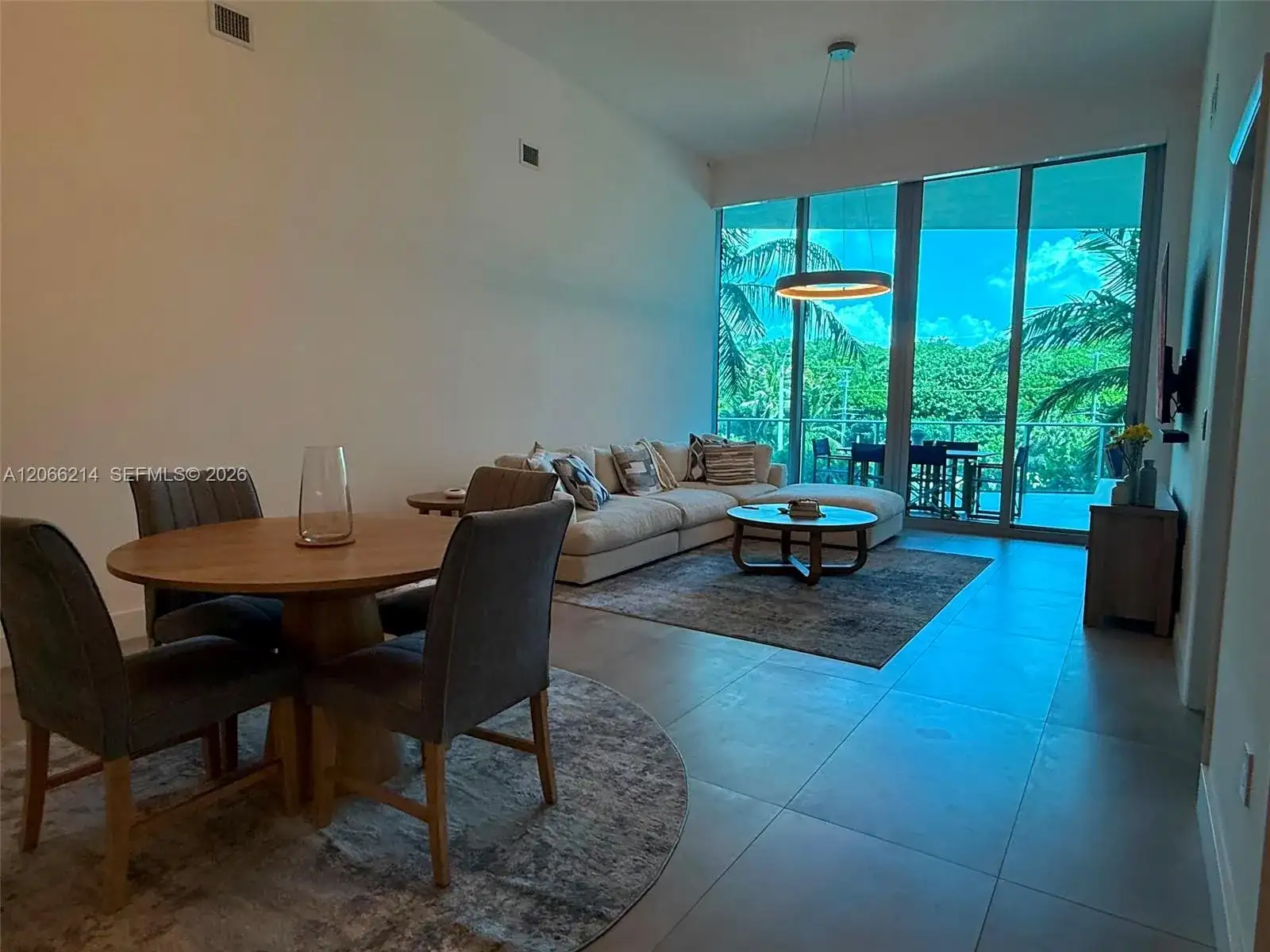 701 N Fort Lauderdale Blvd # 214, Fort Lauderdale FL 33304 photo 3