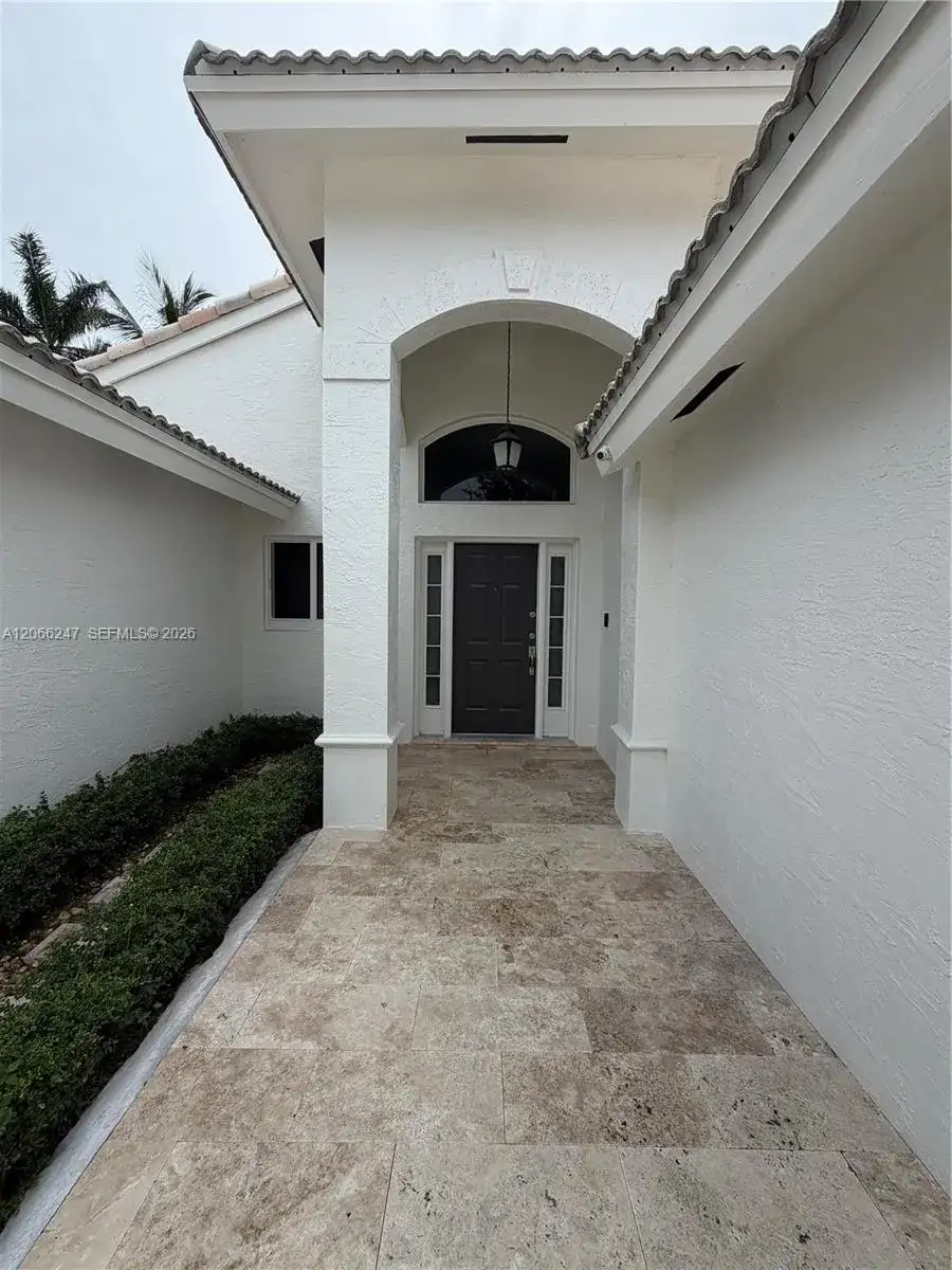 14525 NW 88 ave # 14525, Miami Lakes FL 33018 photo 3