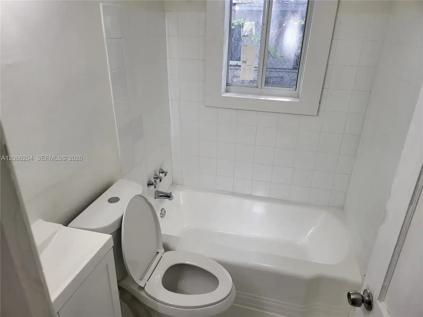 293 NE 80th Ter, Miami FL 33138 photo 4