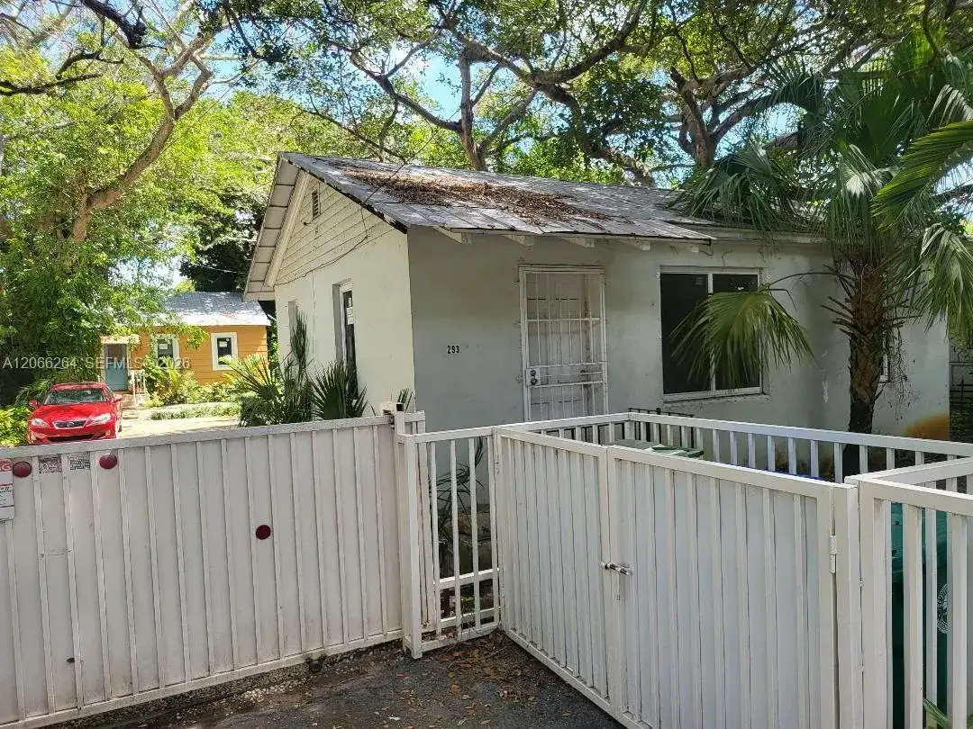 293 NE 80th Ter, Miami FL 33138 photo 5