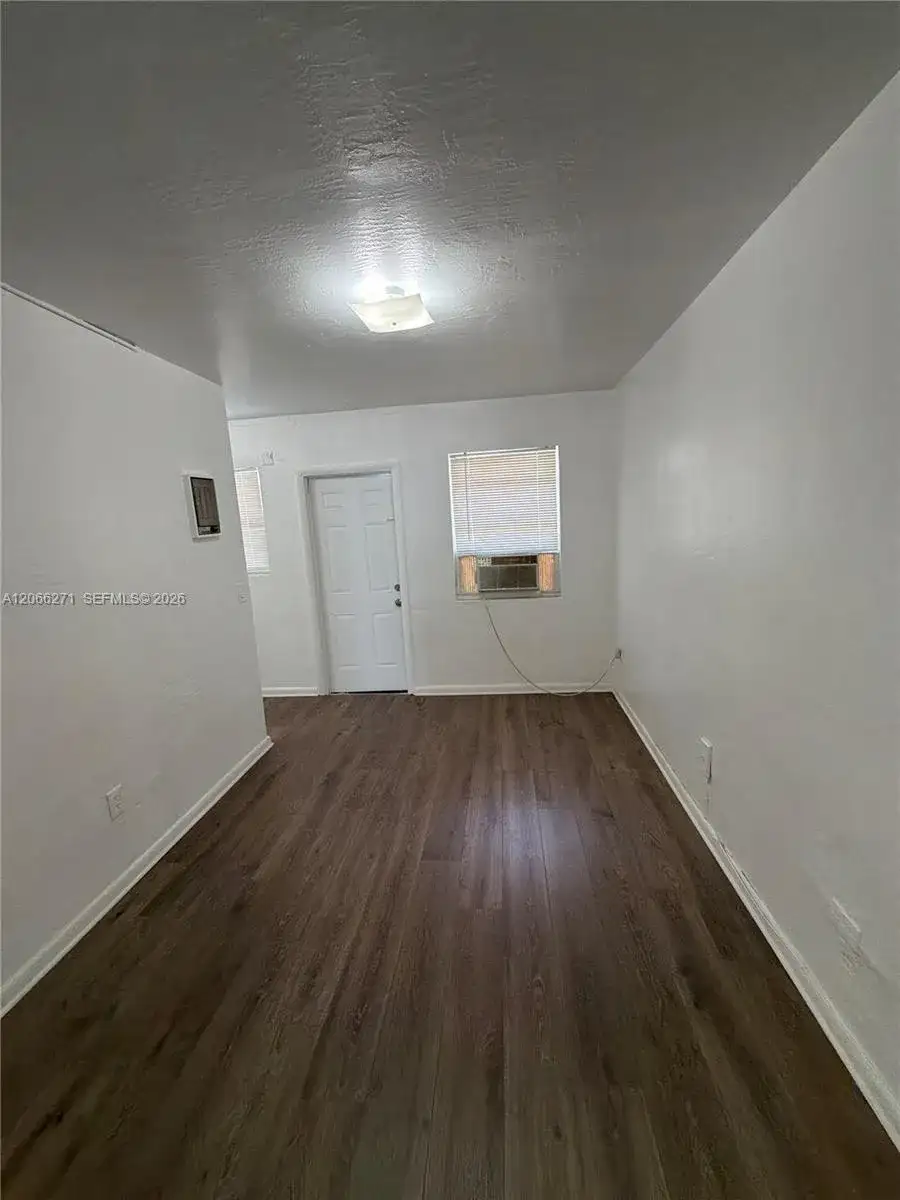 3669 Thomas Ave # 8, Miami FL 33133 photo 5