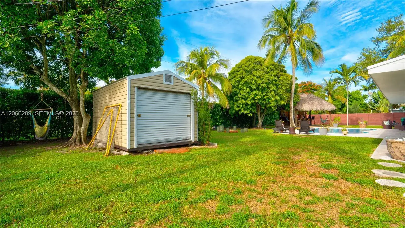 8340 SW 163rd St, Palmetto Bay FL 33157 photo 5