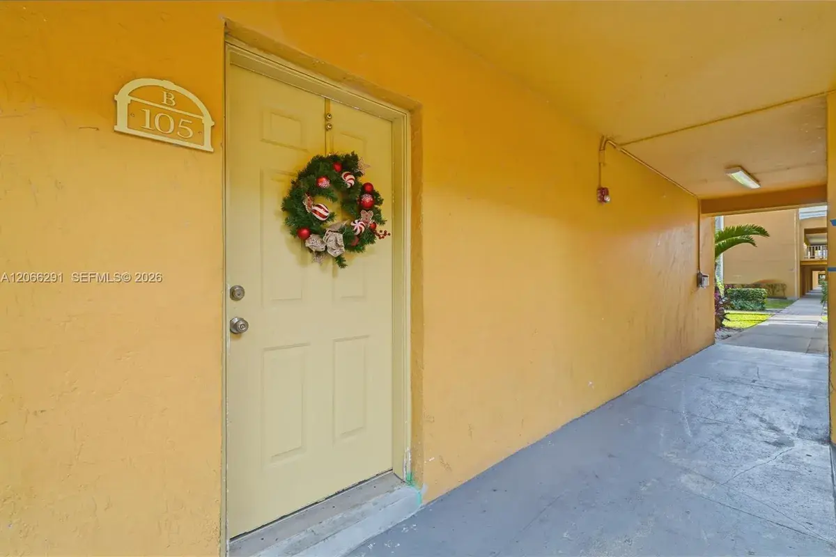 18101 NW 68th Ave # B105, Hialeah FL 33015