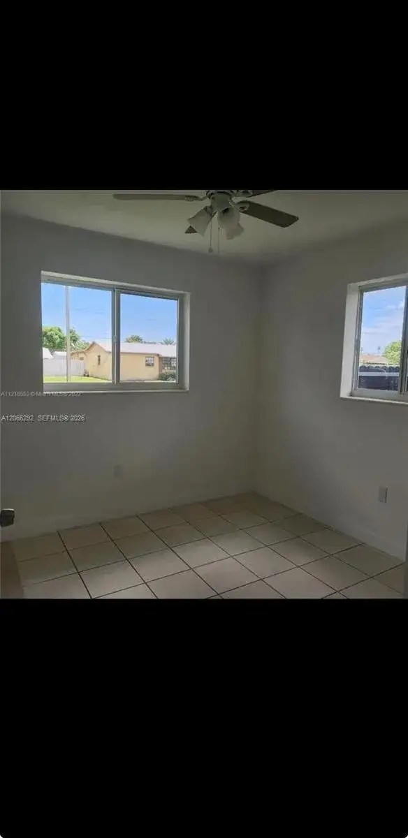 20210 SW 112th Ave, Cutler Bay FL 33189 photo 5