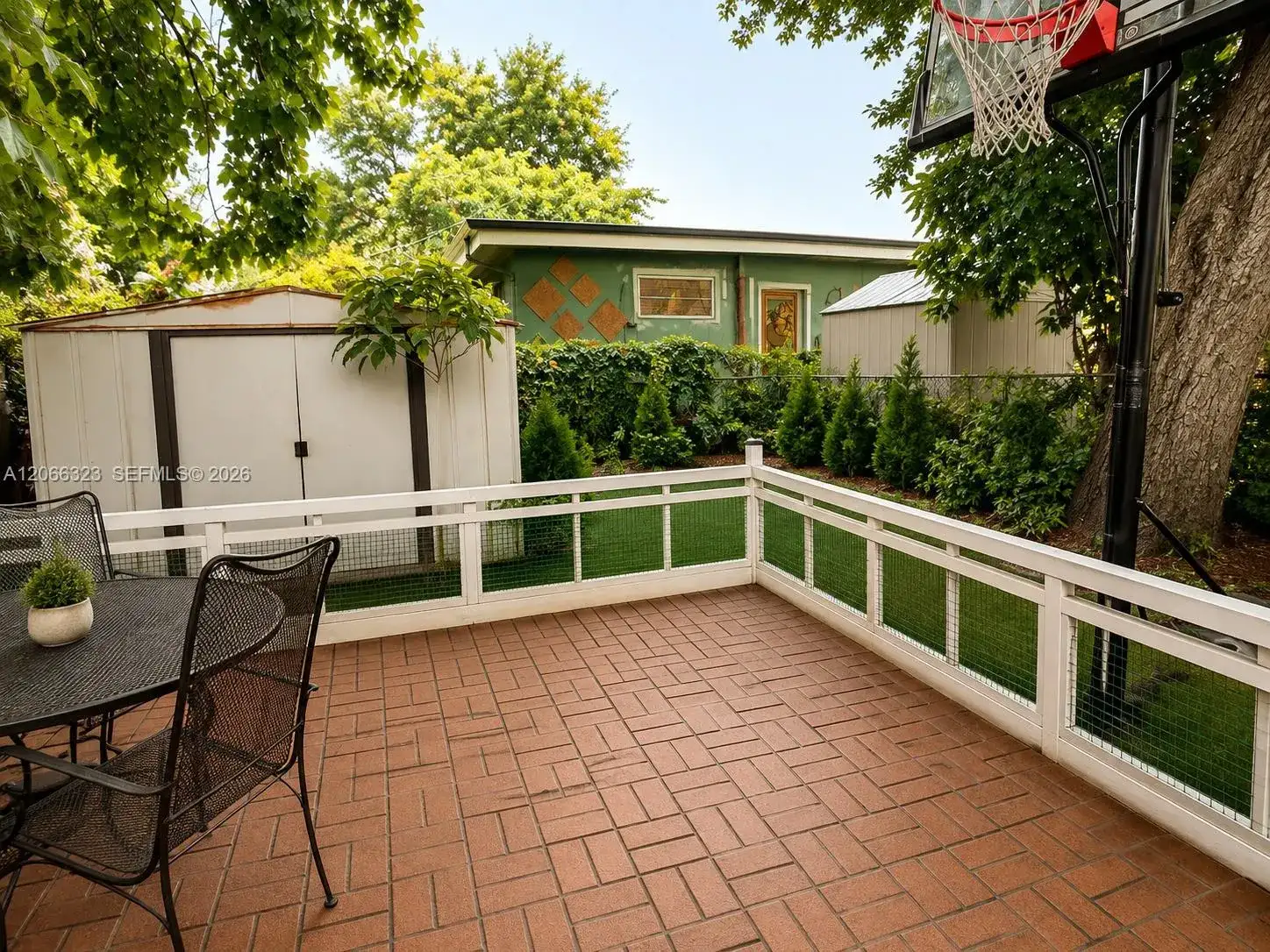 470 NW 52nd Ave, Miami FL 33126 photo 2
