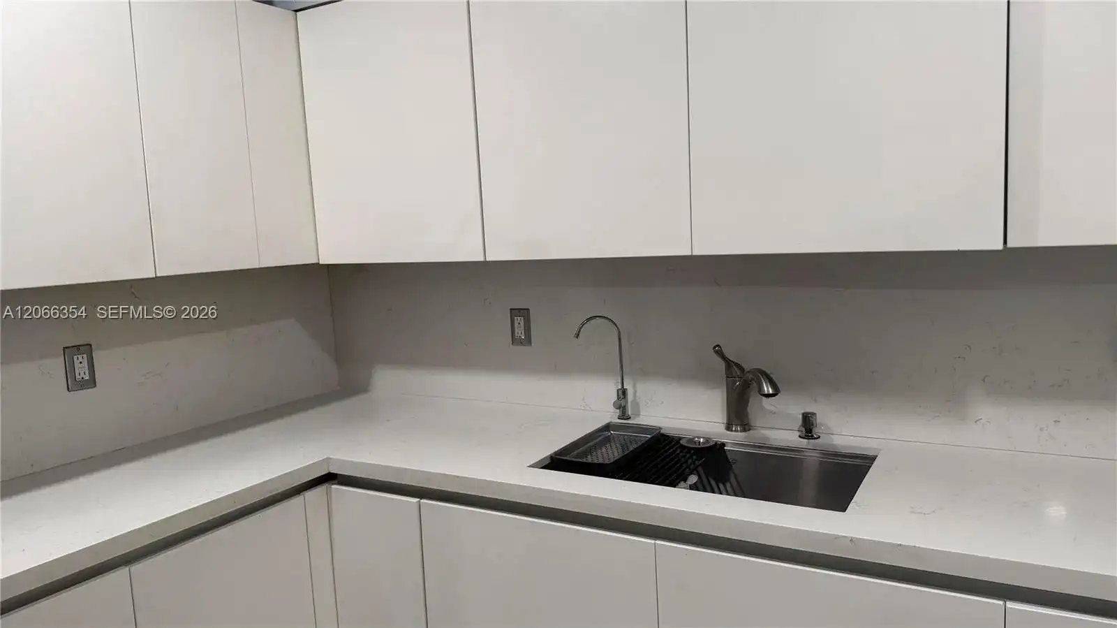 529 SW 79th Ave, Miami FL 33144 photo 5