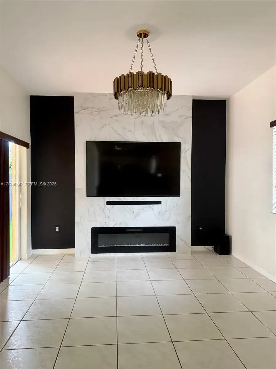 16263 SW 55th Ter, Miami FL 33185 photo 4