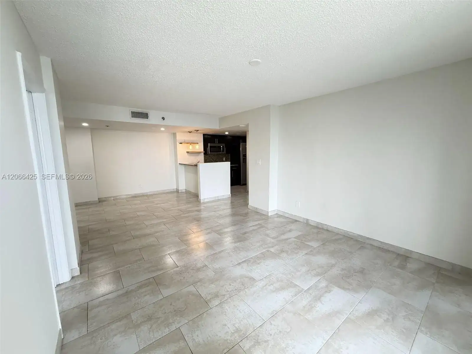 770 Claughton Island Dr # 1914, Miami FL 33131 photo 4
