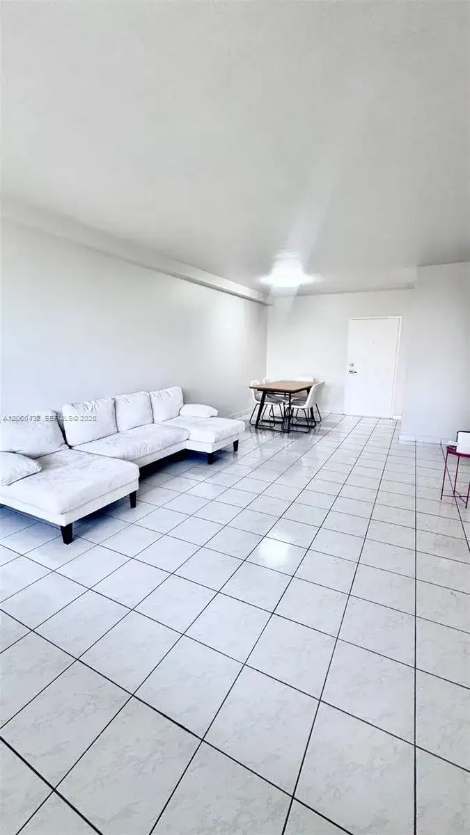 7441 Wayne Ave # 1C, Miami Beach FL 33141 photo 3