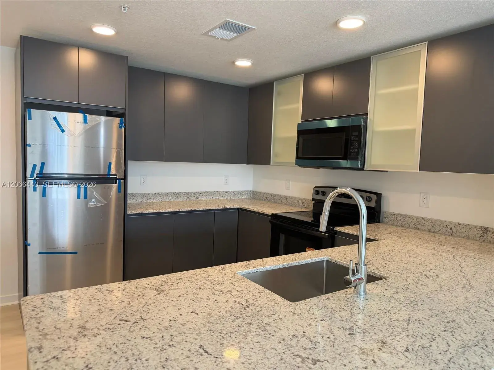 5563 Millenia Park # 201, Orlando FL 32839