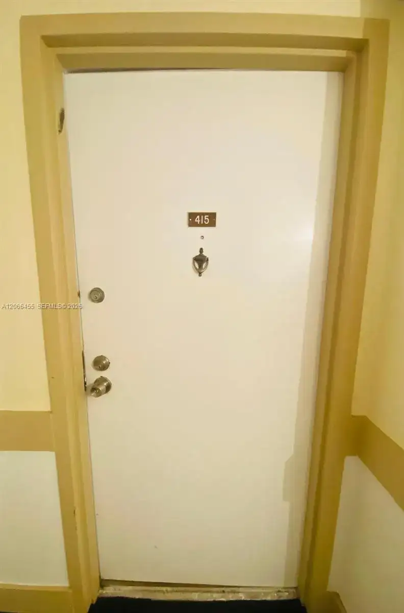 4164 Inverrary Dr # 415, Lauderhill FL 33319 photo 3
