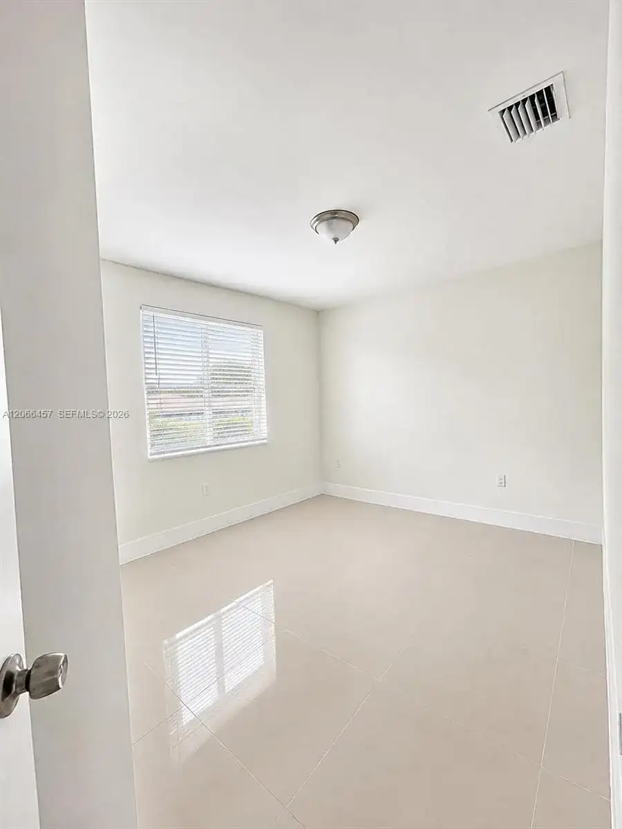 4491 NW 23rd Ave # 4491, Miami FL 33142 photo 4