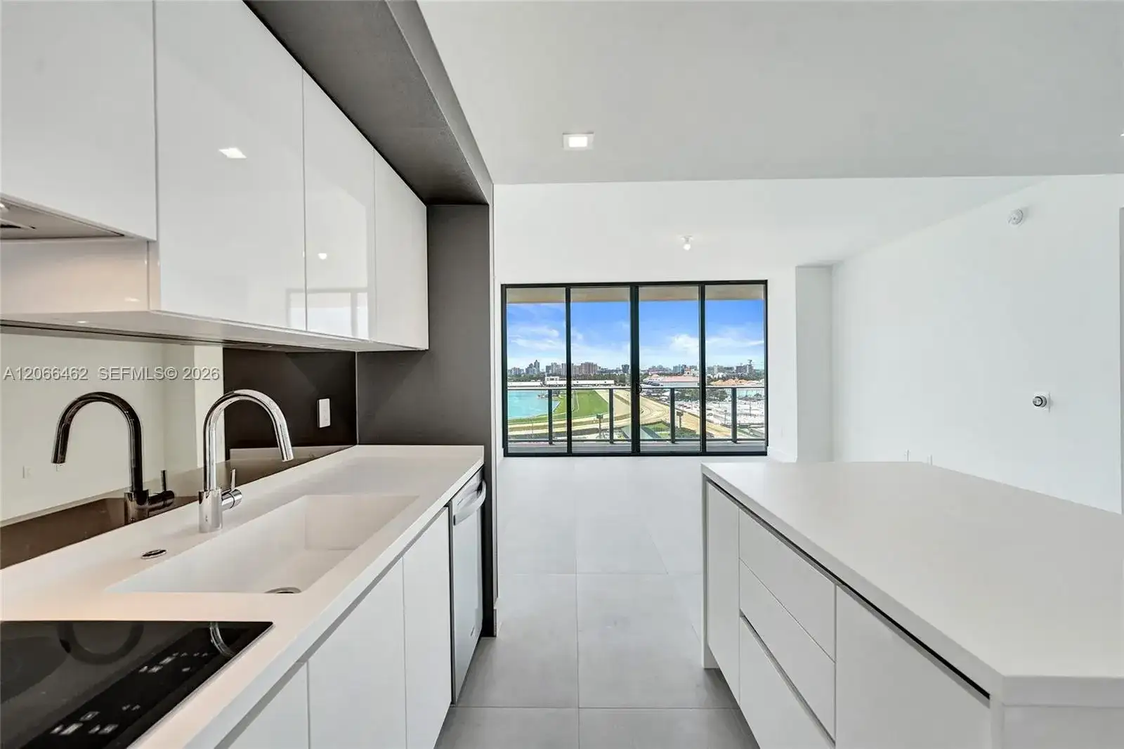 1170 E HALLANDALE BEACH BOULEVARD # 1111, Hallandale Beach FL 33009 photo 4