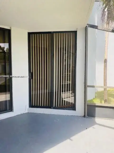 8255 SW 152nd Ave # 112, Miami FL 33193 photo 4