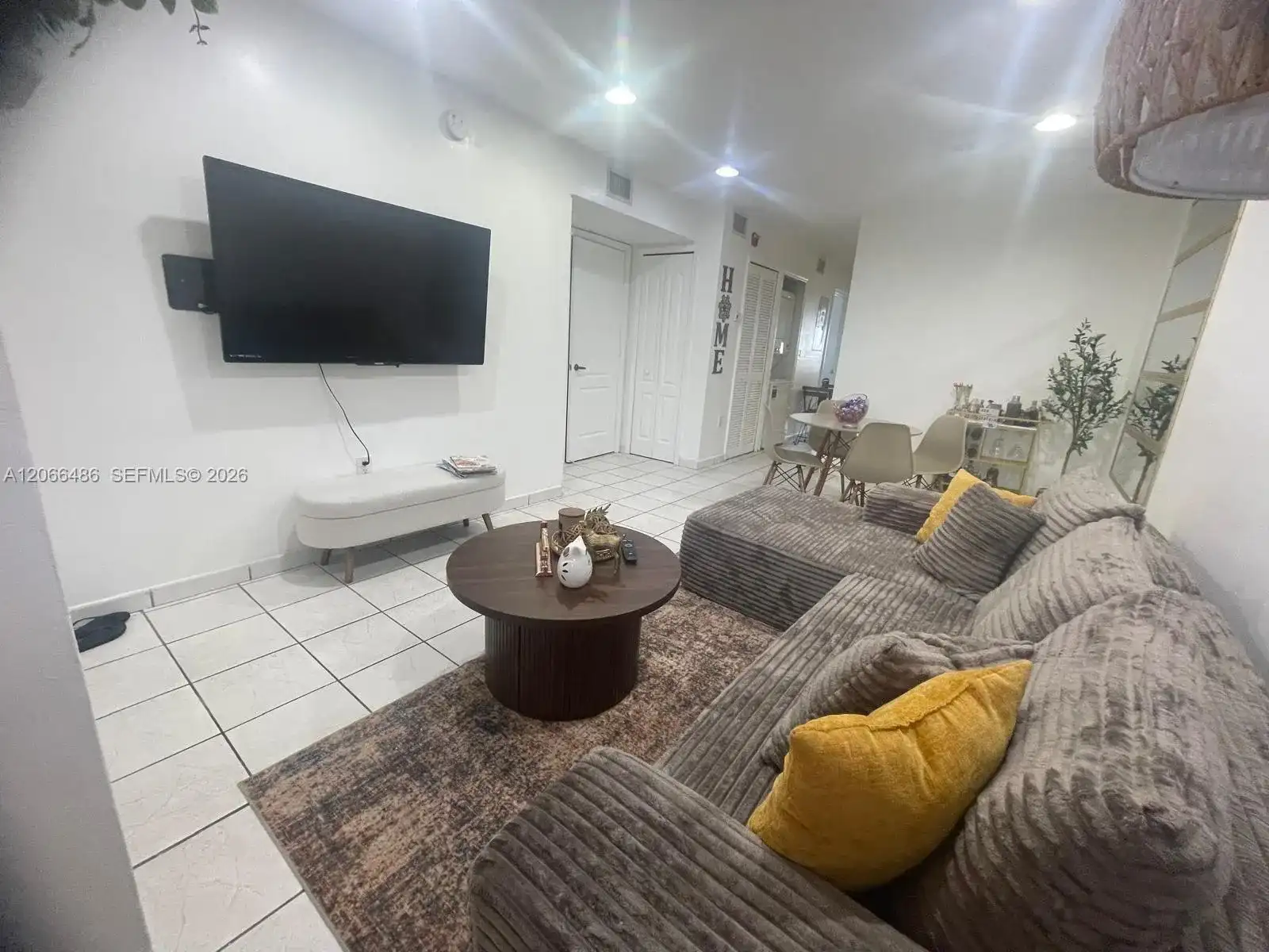 4689 NW 9th St # 207, Miami FL 33126