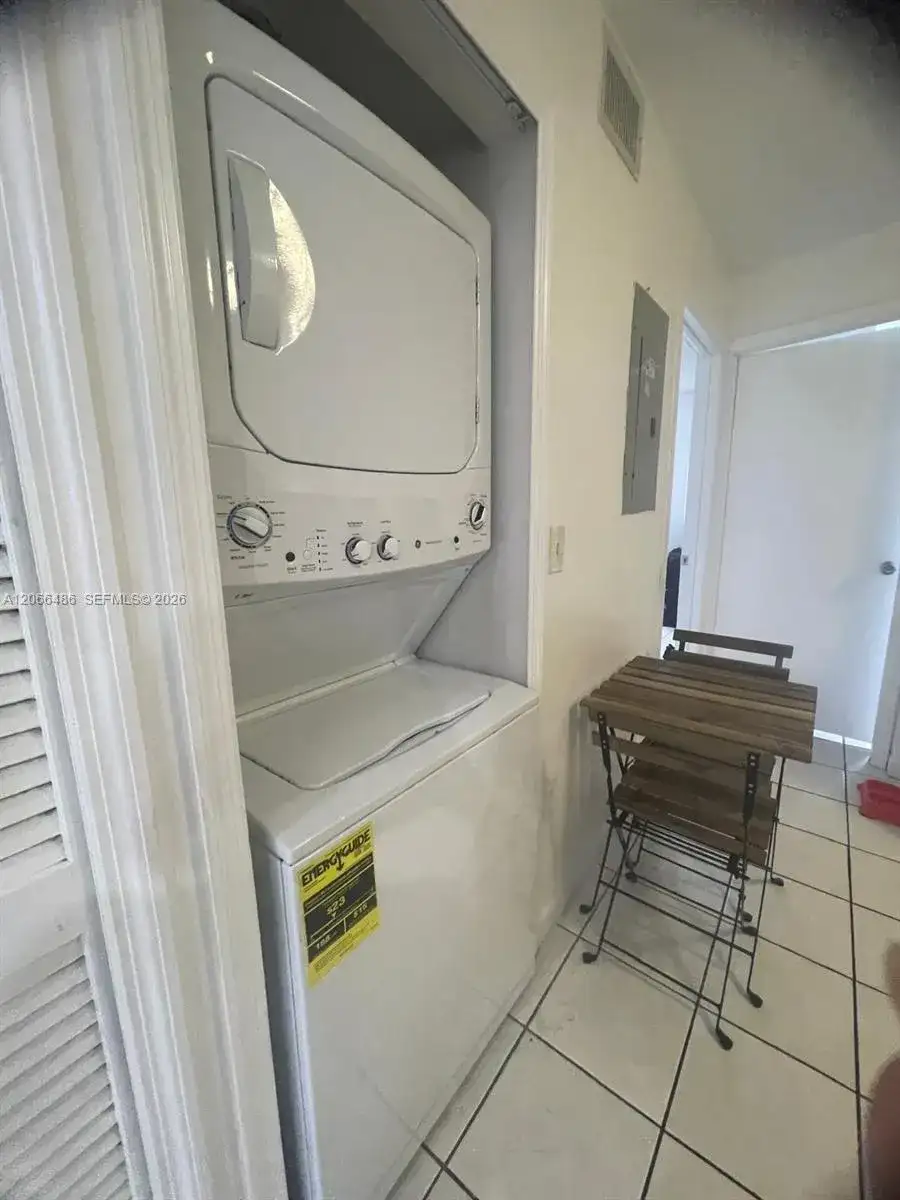 4689 NW 9th St # 207, Miami FL 33126 photo 5