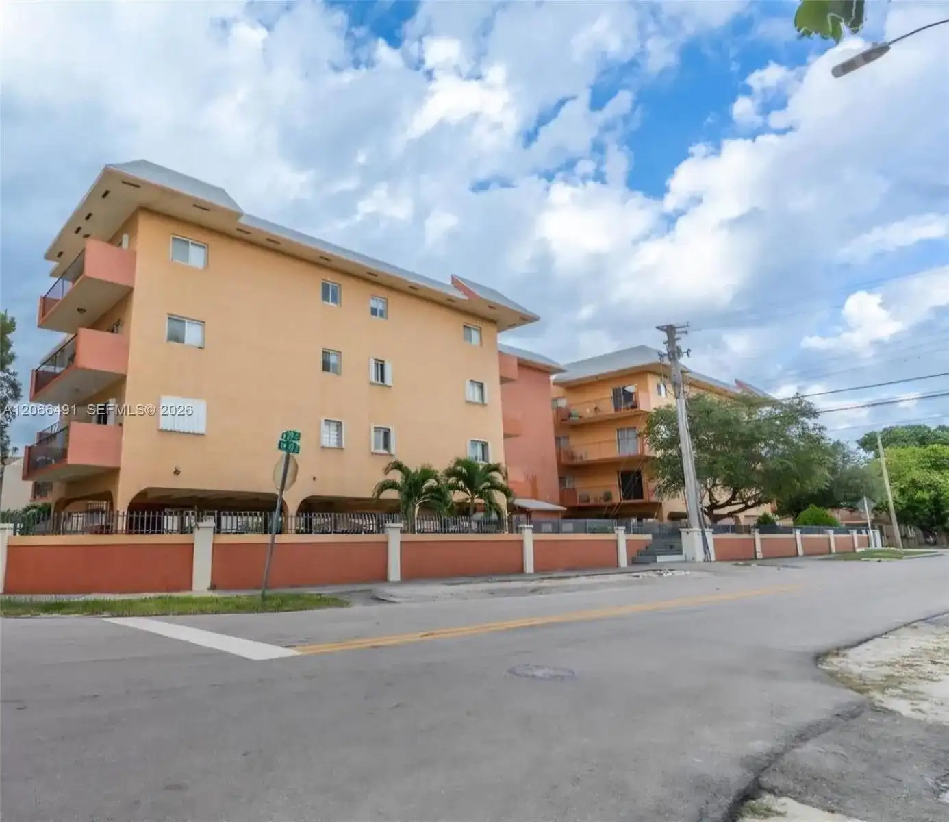 2921 SW 10th St # 33, Miami FL 33135