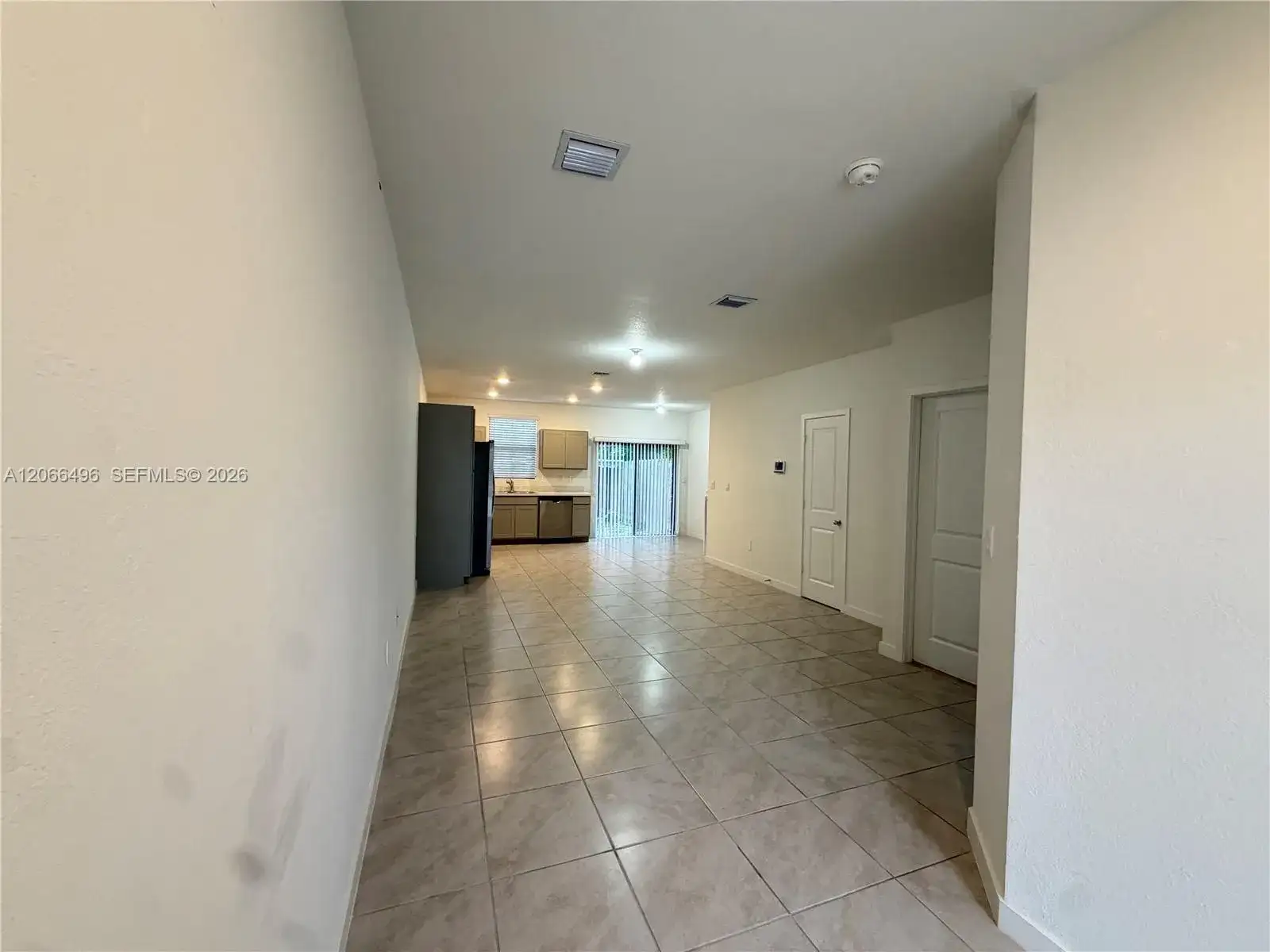 390 NE 12th St, Florida City FL 33034 photo 3