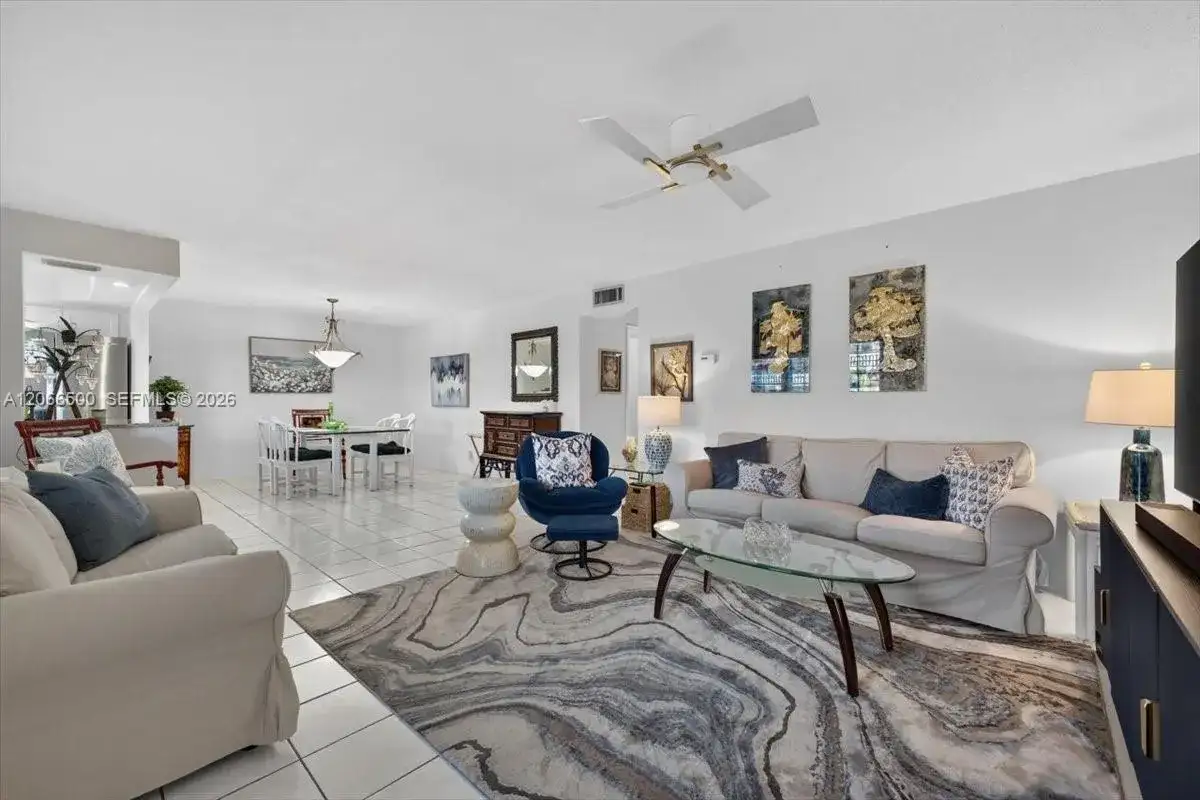 180 NE 12th Ave # 11D, Hallandale Beach FL 33009 photo 2