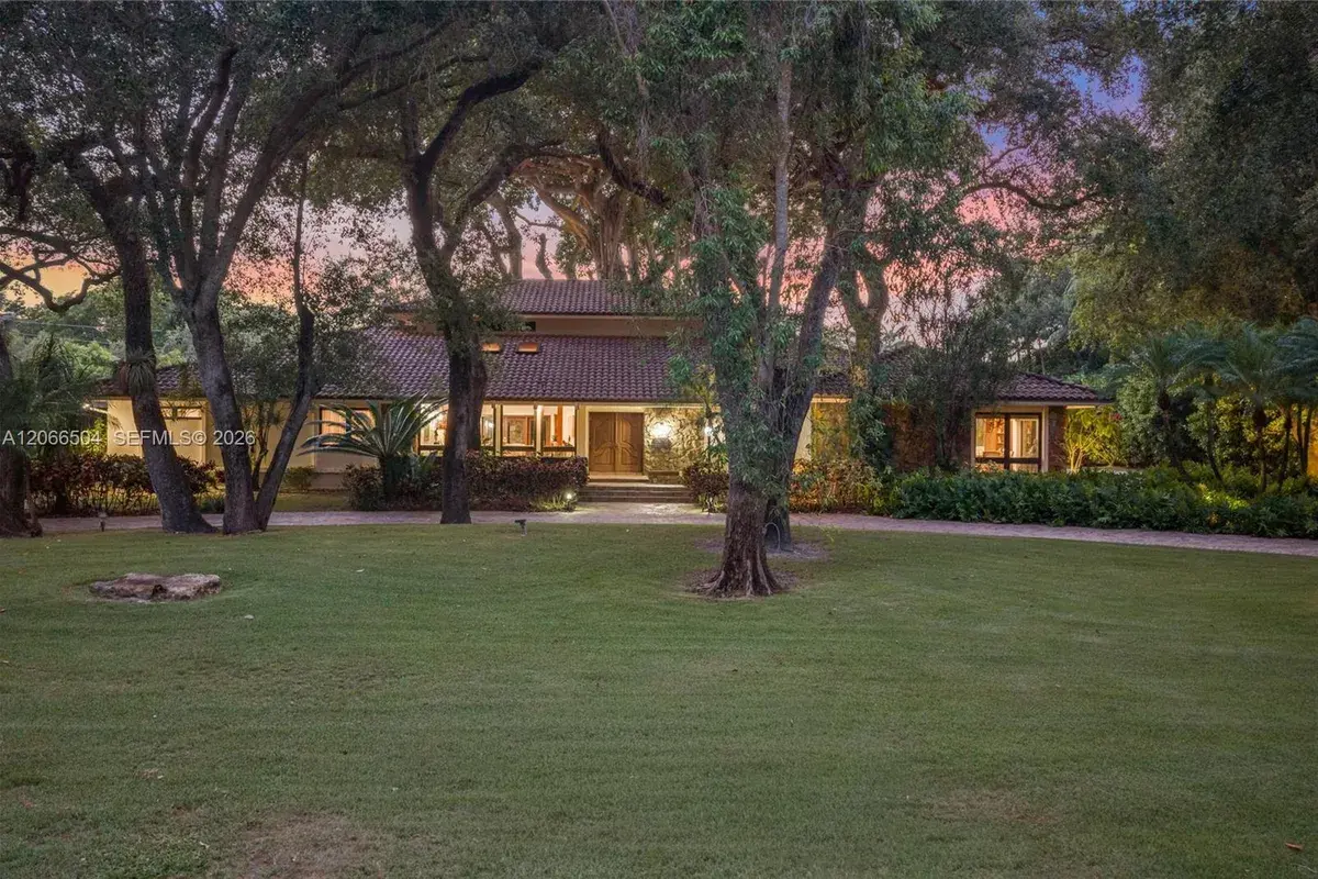 9490 Old Cutler Ln, Coral Gables FL 33156
