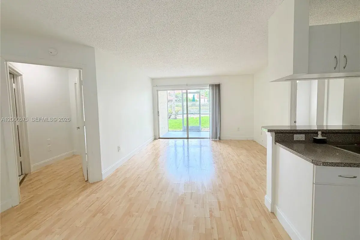 420 south Park road # 108, Hollywood FL 33021