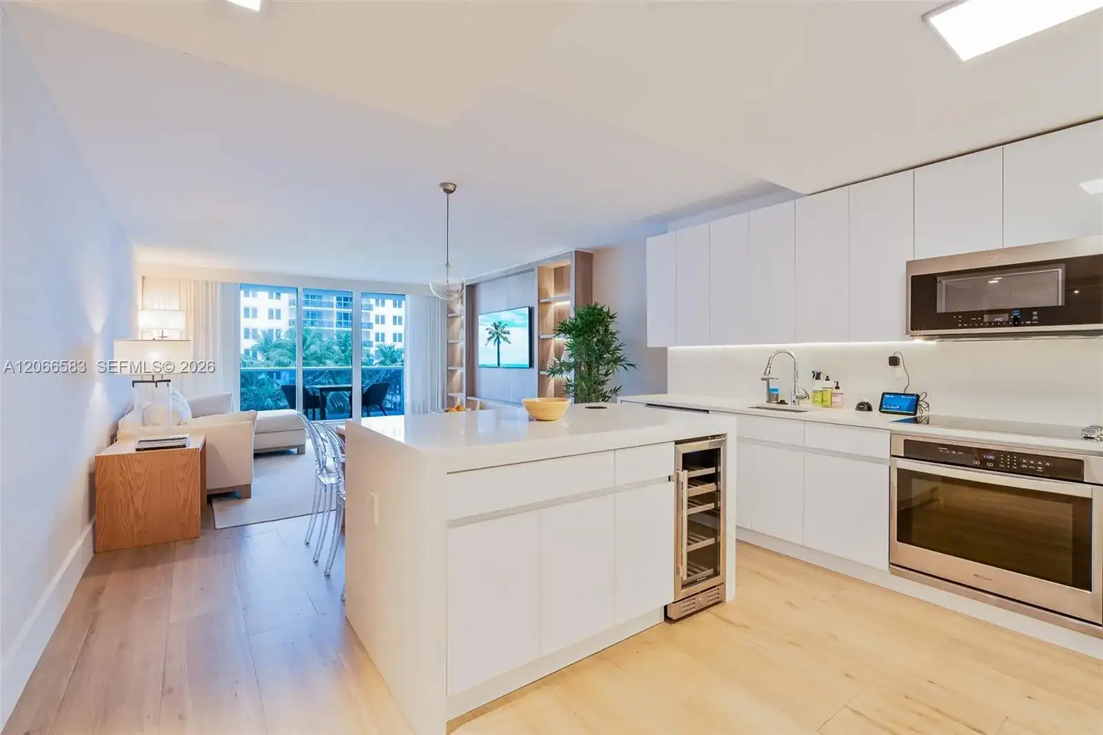 2301 Collins Ave # 719, Miami Beach FL 33139 photo 3