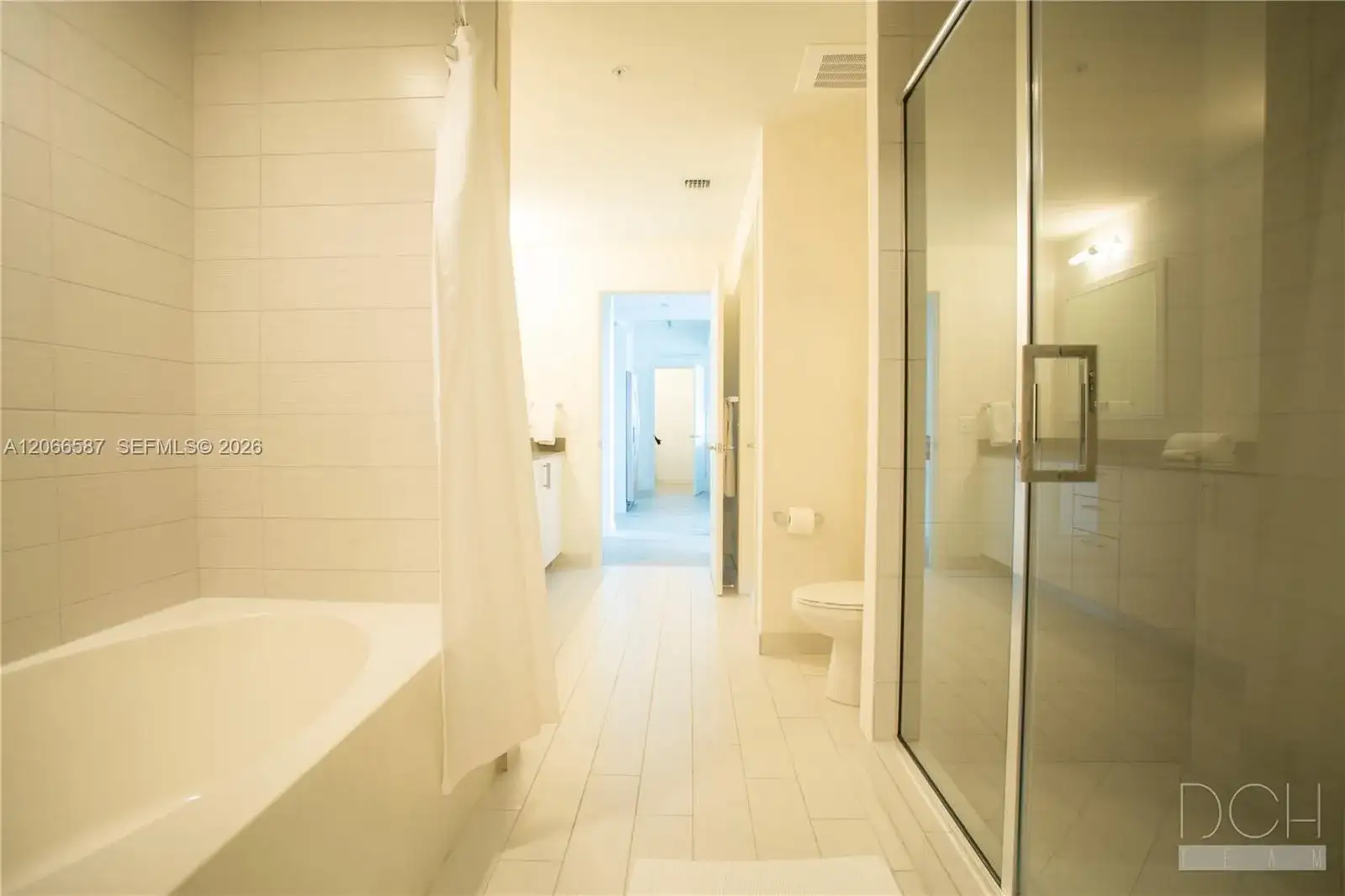 999 SW 1st Ave # 2915, Miami FL 33130 photo 3