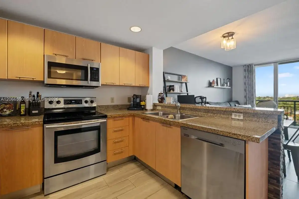2021 SW 3rd Ave # 602, Miami FL 33129 photo 5