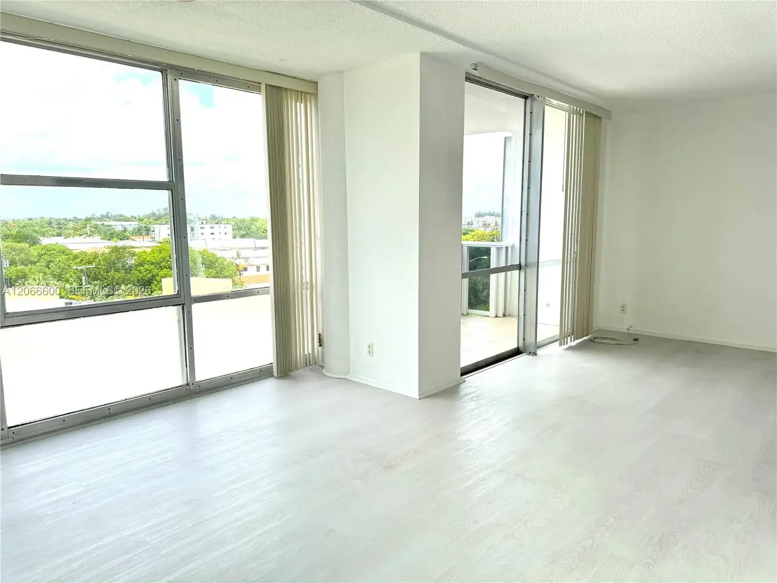 900 Bay Dr # 523, Miami Beach FL 33141 photo 3