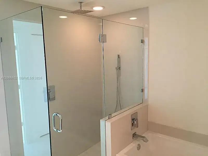 1100 S MIAMI AV # 3908, Miami FL 33130 photo 3
