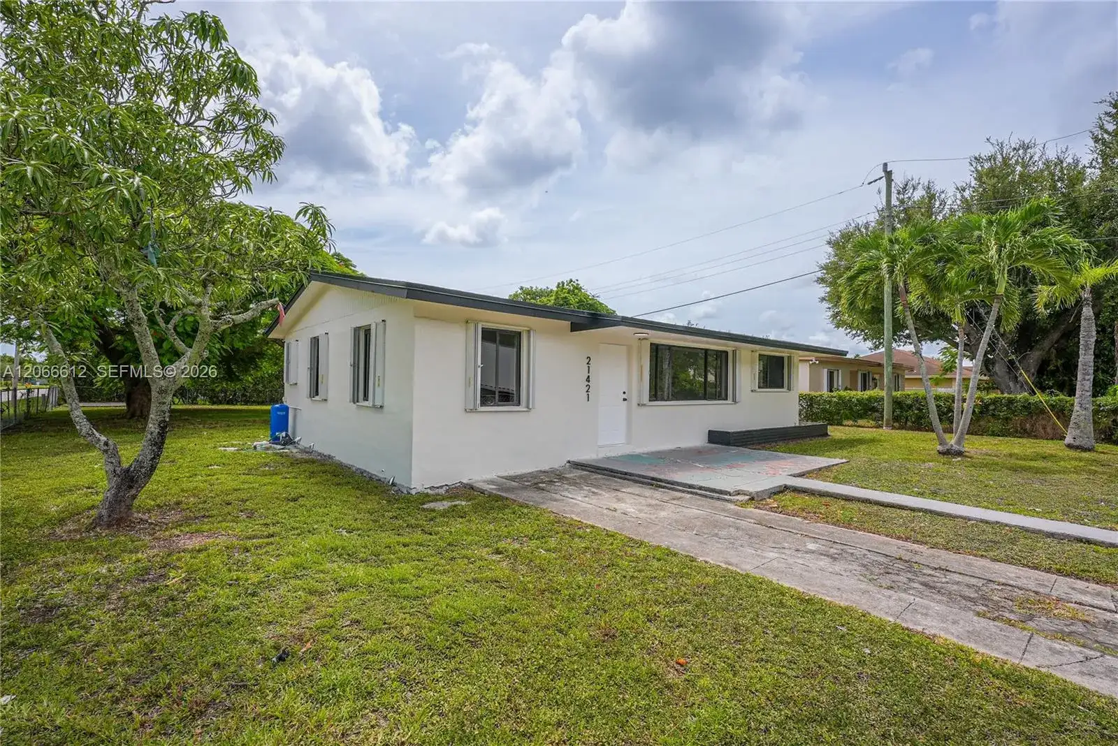 21421 SW 110th Ave, Cutler Bay FL 33189 photo 2