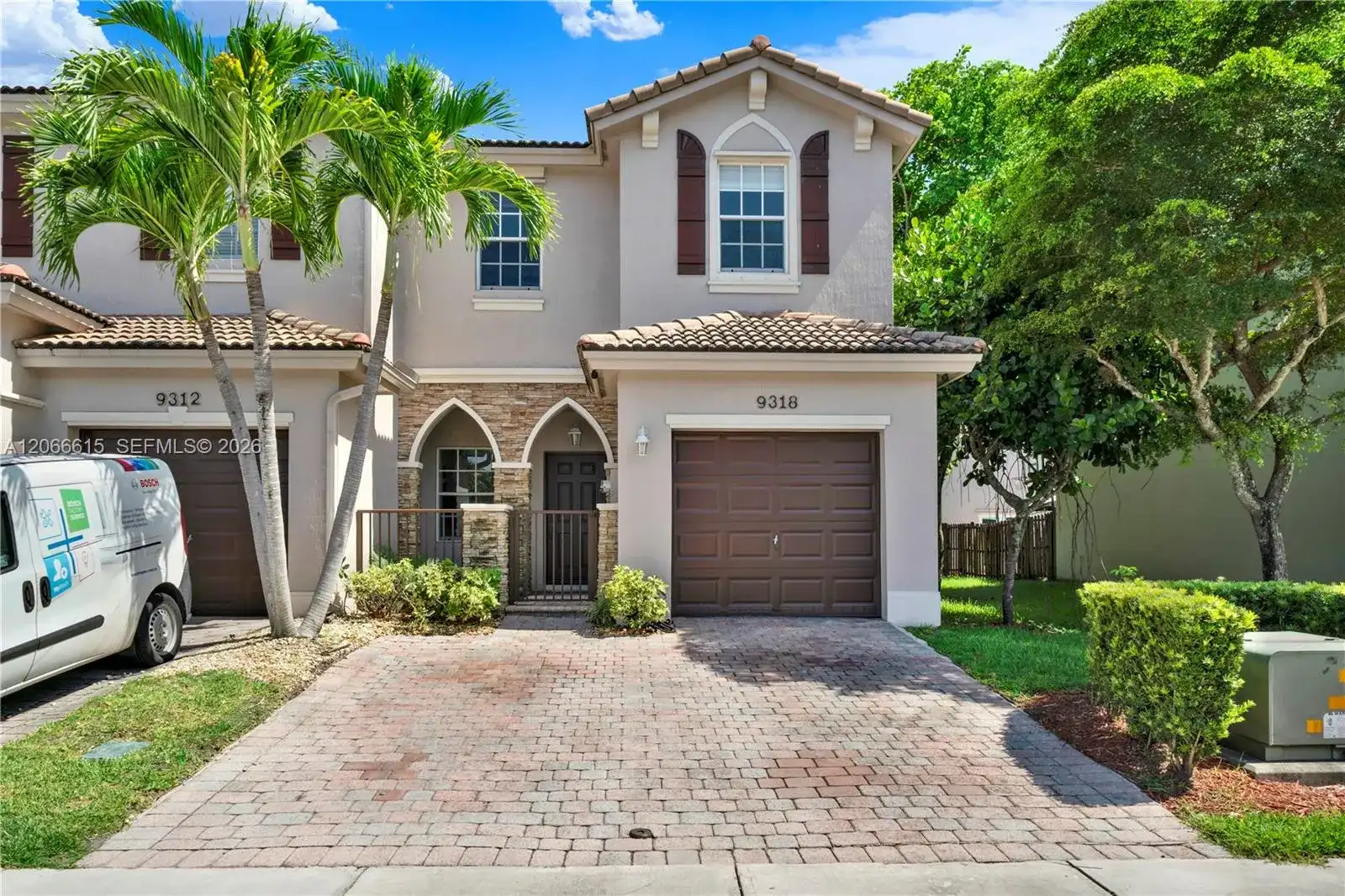 9318 SW 220th St, Cutler Bay FL 33190