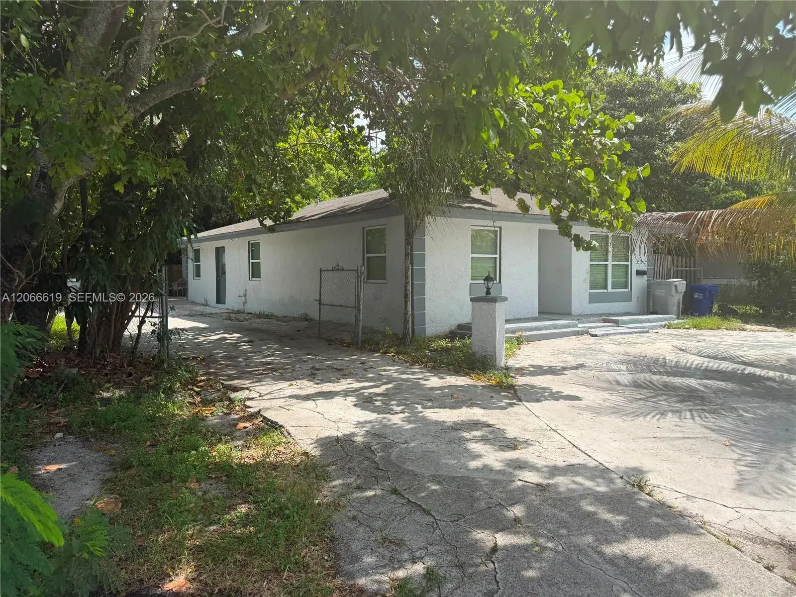 2910 NW 6th Ct, Pompano Beach FL 33069