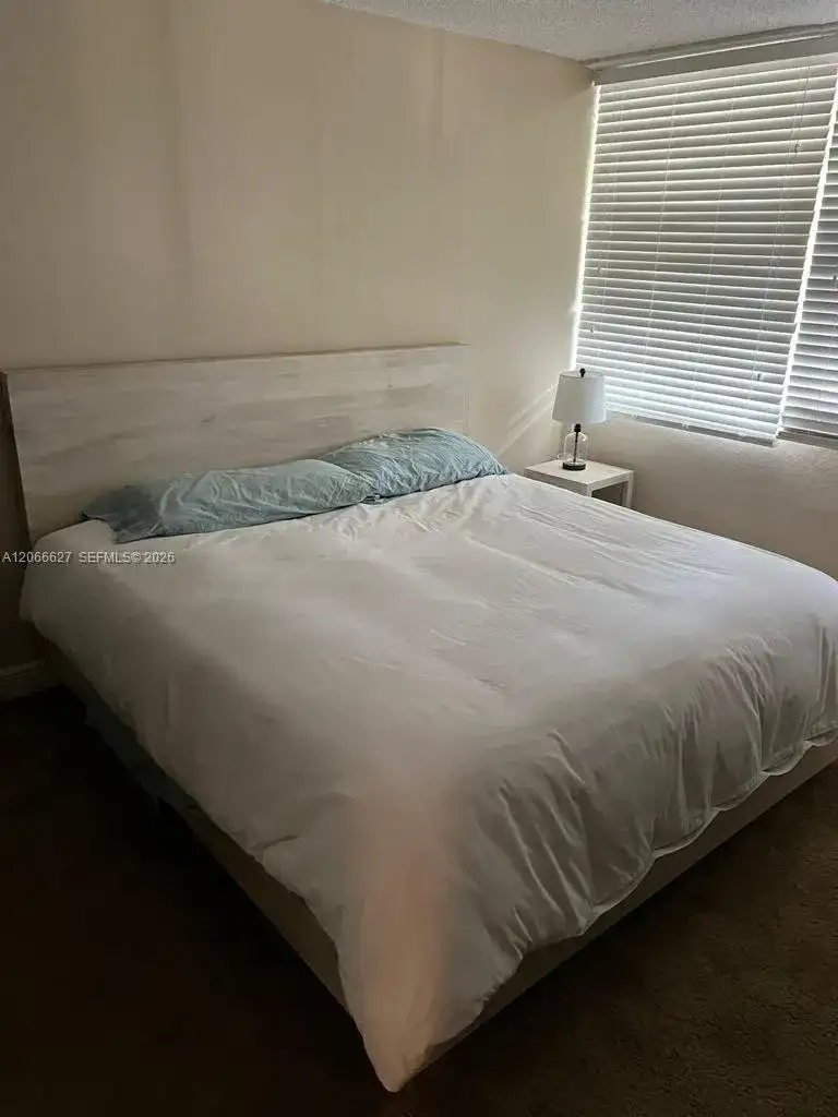 1830 Embassy Dr # 118, West Palm Beach FL 33401 photo 4
