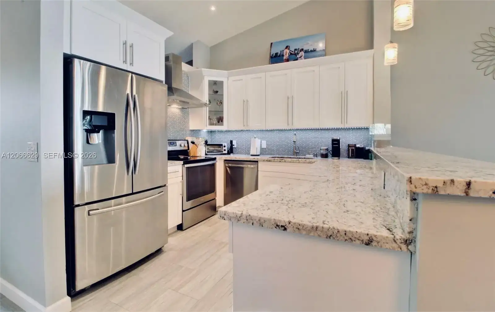 206 Liberty Ct, Deerfield Beach FL 33442