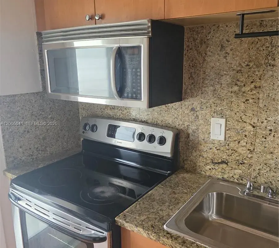 1500 SE 15th St # 318, Fort Lauderdale FL 33316