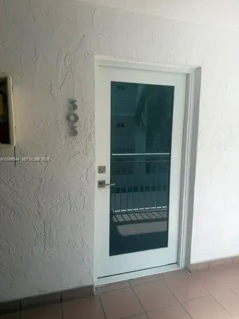 1666 West Ave # 303, Miami Beach FL 33139 photo 2