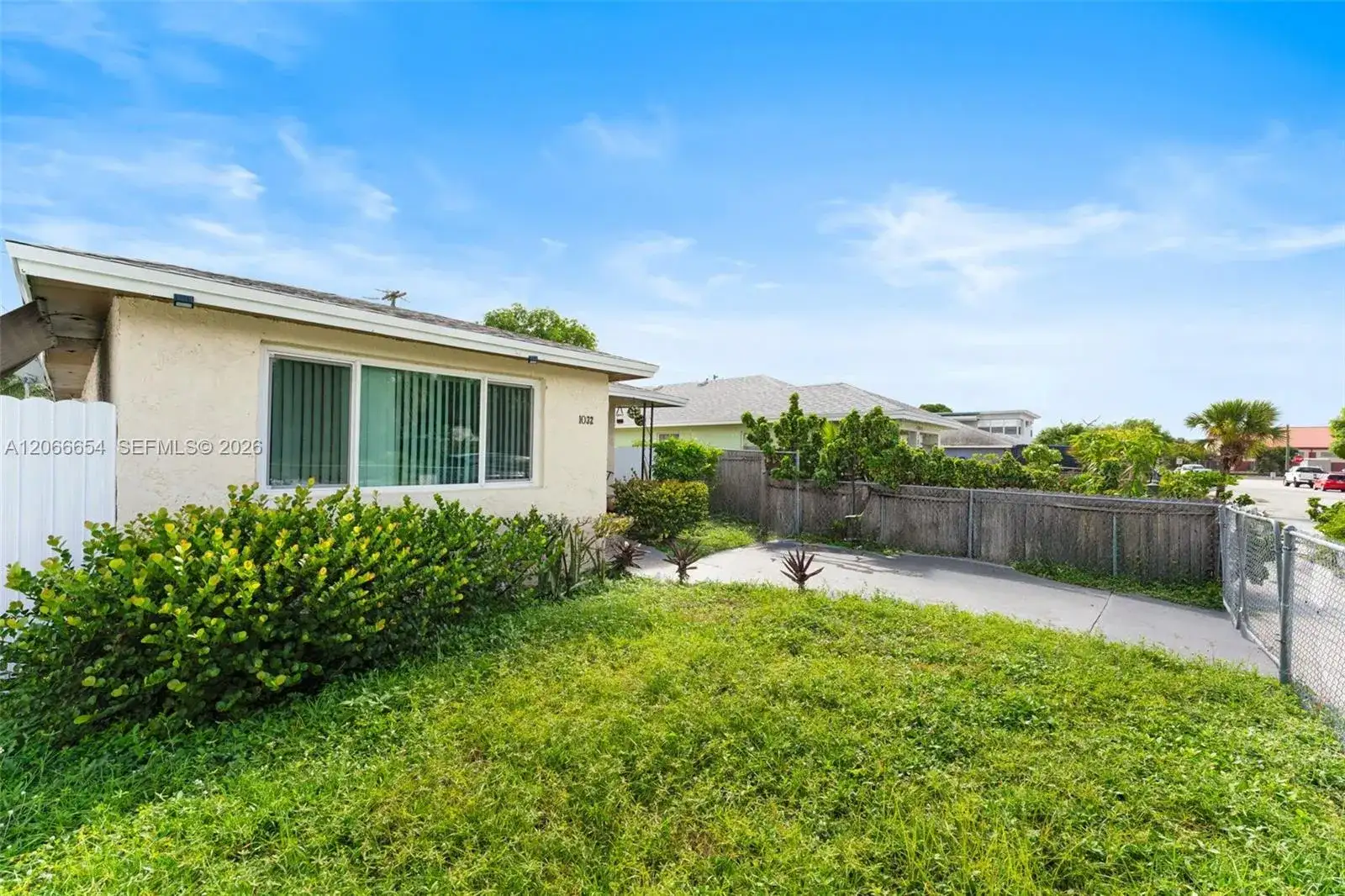 1032 18th St # 0, West Palm Beach FL 33407 photo 2