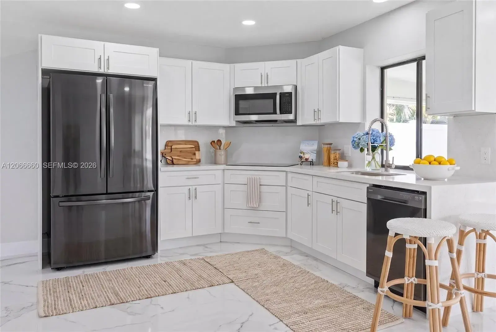 1417 Everest PKWY, Cape Coral FL 33904