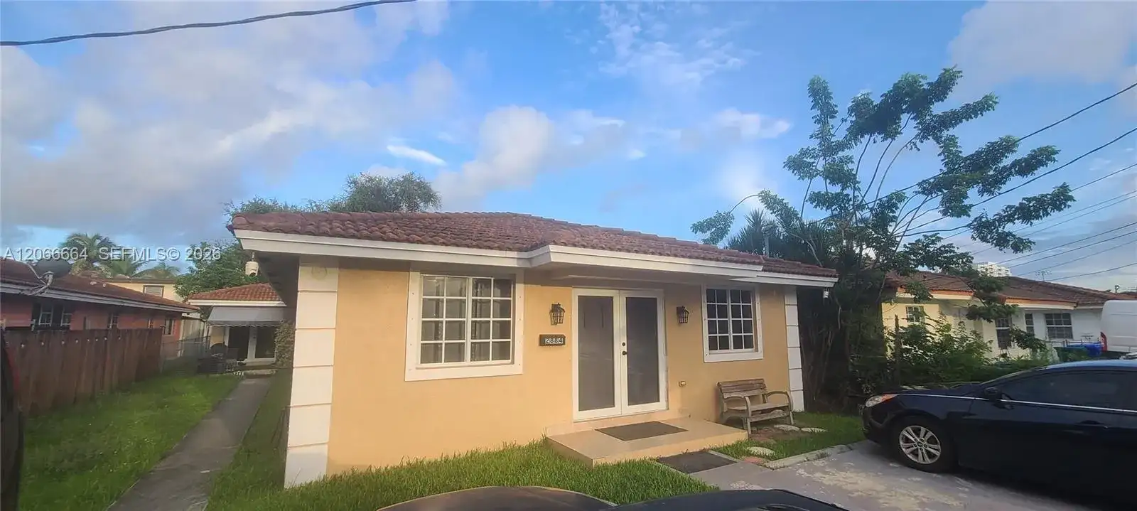 2884 SW 36th Ave, Miami FL 33133 photo 2